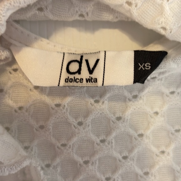 Dolce Vita White Crop Top, Size XS - Picture 3 of 3